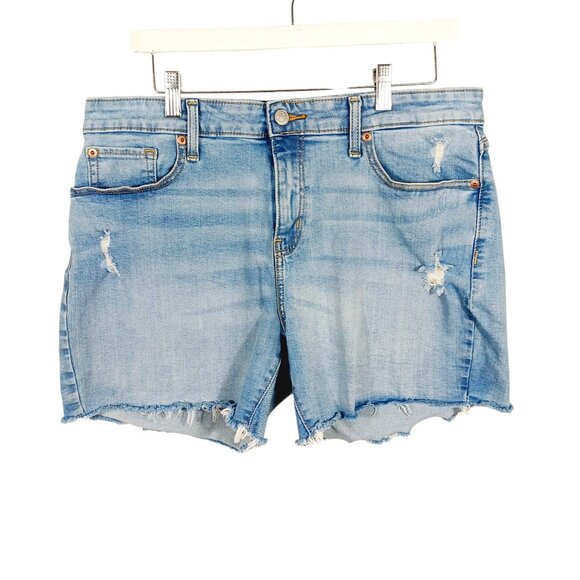 Levi's Pants - Levi's Signature Mid Rise Denim Jean Shorts, Lt. Wash, Distressed  Size 12 - W31